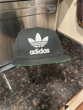 Adidas Boys Youth Hat Snap Back Trefoil White Black Flat Bill